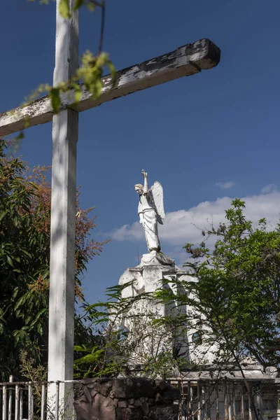 Vue Sur Façade Vieille Église Coloniale Dans Petit Village Campagne — Photo