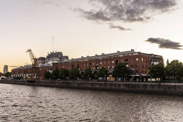 Schöne Aussicht Auf Renovierte Alte Lagerhallen Puerto Madero Buenos Aires — Stockfoto