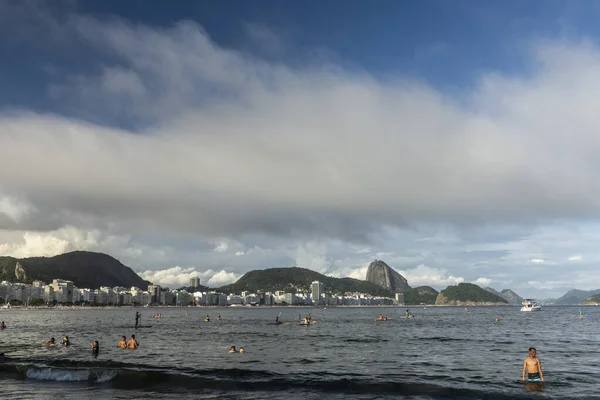 Beautiful View Copacabana Beach Sugar Loaf Mountain Back People Stand — Stock Photo, Image