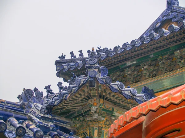 금 단의 도시 베이징에서 중국 지붕 — 스톡 사진