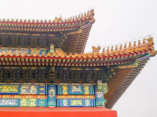 금 단의 도시 베이징에서 중국 지붕 — 스톡 사진