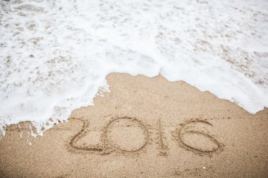 Güle güle 2016 el kum Beach'te yazma