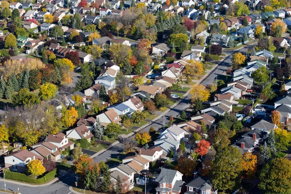 Vivir en el suburbio de Montreal — Foto de Stock