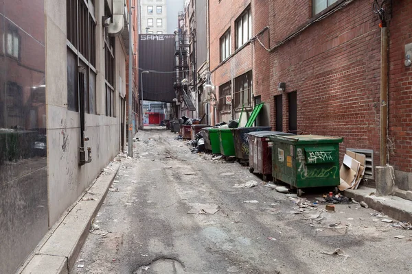 Downtown Montreal back street — Stock Photo, Image