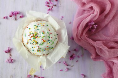 Natürmort hamur işleri ile     