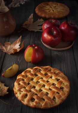 Ev yapımı kekler ile natürmort. 