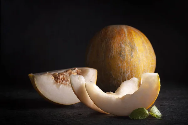 Kavun meyveli içecek. Sağlıklı ve lezzetli bir içecek..