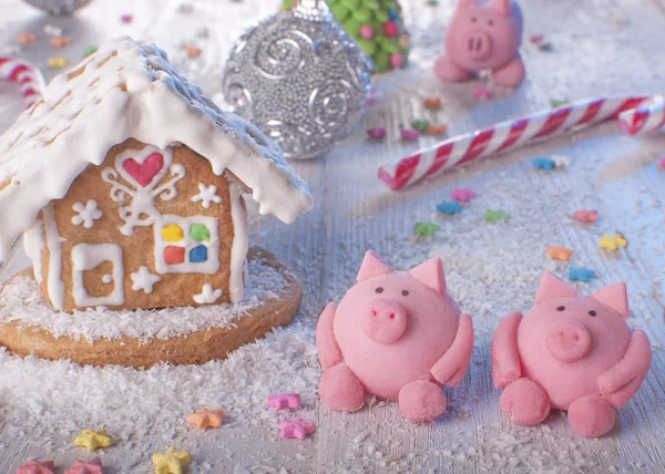 Gingerbread house and three little pigs.