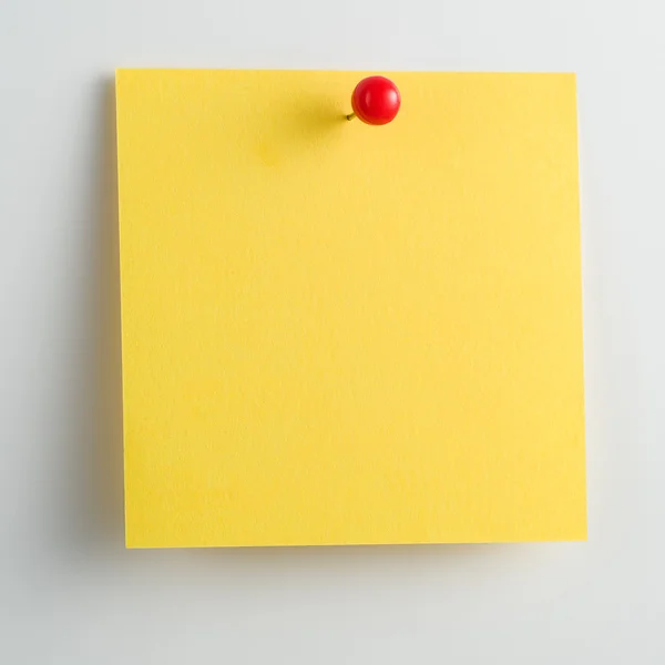 Blank sticky note with pushpin isolated on white background — Stockfoto