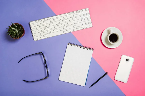 Flat lay photo of a creative freelancer woman workspace desk with copy space background. — Stock Photo, Image