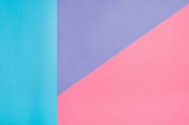 Düz fotoğraf yaratıcı bir freelancer kadın çalışma alanı Resepsiyon ile kopya alan arka plan yattı.