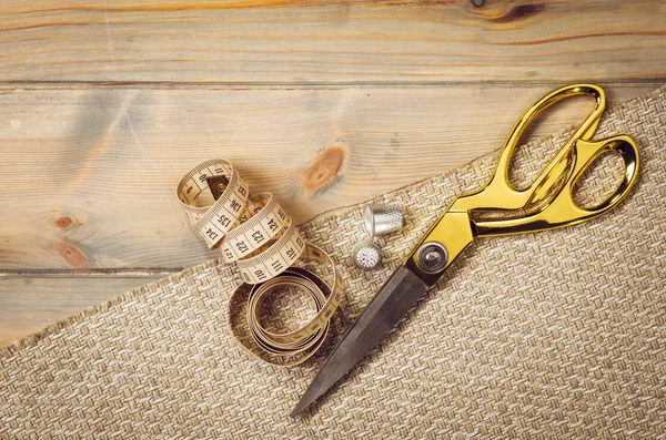 Sfondo con strumenti per cucire e lavorare a maglia — Foto Stock