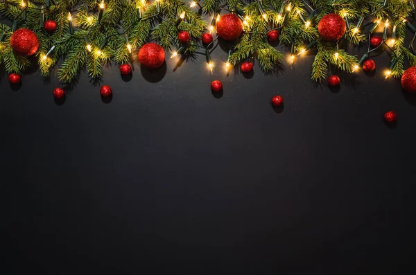 Weihnachtsdekoration Hintergrund über schwarzer Tafel — Stockfoto