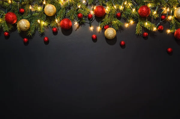 Weihnachtsdekoration Hintergrund über schwarzer Tafel — Stockfoto