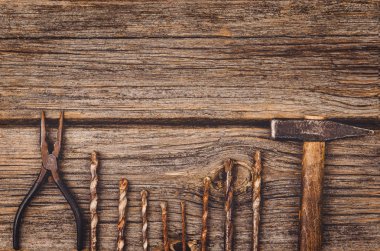 İnşaat ekipman ve araçlar arka plan. Üstten Görünüm ahşap tablo