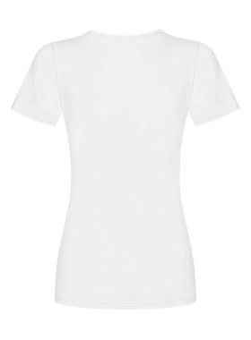 Beyaz arkaplanda izole edilmiş t-shirt