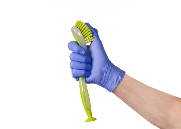 Mão com escova de limpeza isolada sobre fundo branco — Fotografia de Stock