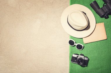 Kumlu plaj çerçevenin üstten görünüm. Vintage etkisi arka plan
