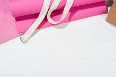 Yoga ya da fitness arkaplanı, düz konum üst görünüm, telif alanı