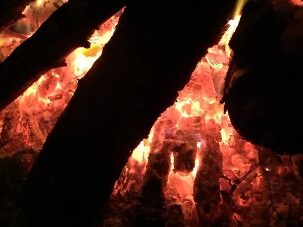 Fire on a campfire — Stock Photo, Image