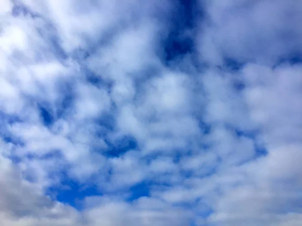 Textura natural de nuvens no céu — Fotografia de Stock