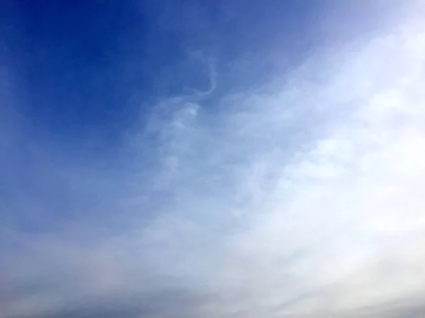 Natuurlijke textuur van wolken aan de hemel — Stockfoto