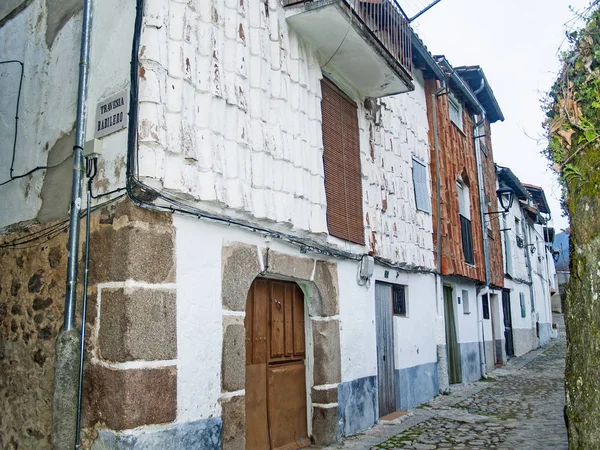 Traditionals binalar üzerinde Yahudi mahallesine Hervas, İspanya