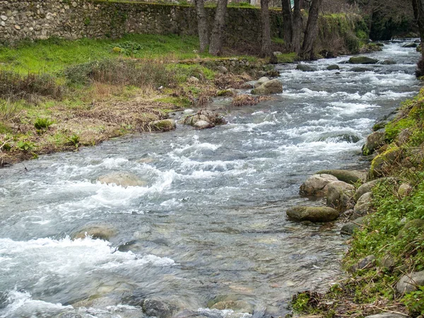 River on Jewish neighborhood in Hervas, Spain — Stock Photo, Image