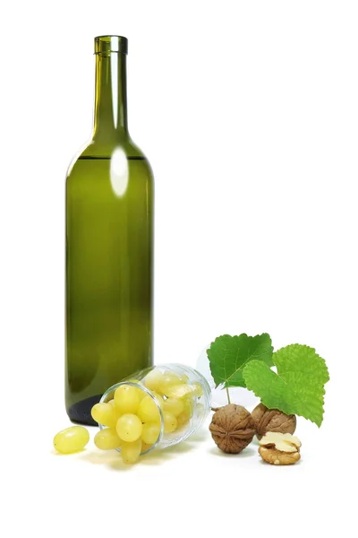 White grapes in wine glass — Stock Photo, Image