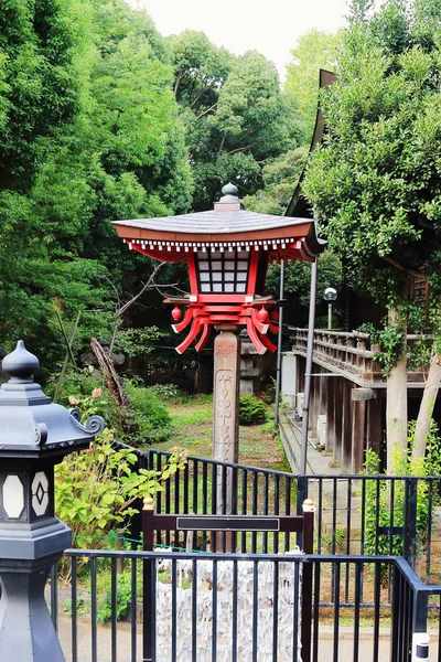Lanterna nel parco giapponese — Foto Stock