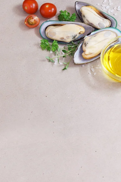 Mejillones mediterráneos como fondo para esta receta —  Fotos de Stock