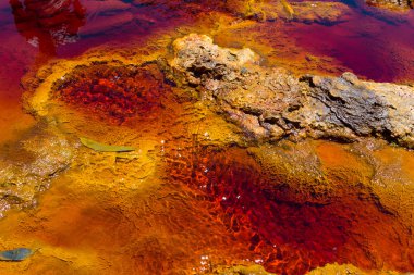 Kırmızı oluşumları tr Rio Tinto nehir