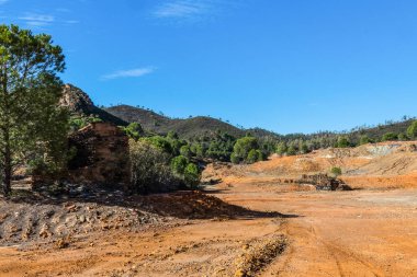 Panoramik manzaralı bakır antika sömürü benim kalır köyde Sotiel Coronada Huelva, Endülüs, İspanya