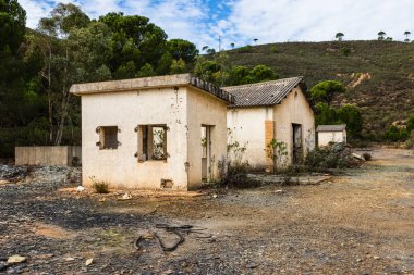 Eski evlerde antika sömürü bakır madeninin Köyü Sotiel Coronada Huelva, Endülüs, İspanya