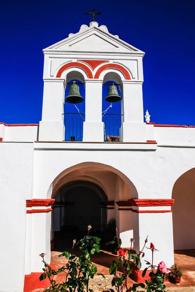 Hermitage "Nuestra Segnora del Amparo", koruma bir köyde bakire, Huelva, Endülüs, İspanya "Huelva'daki Konumu" adlı. — Stok fotoğraf