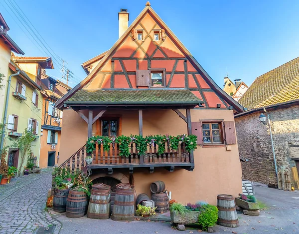Casa Tradicional Con Entramado Madera Casco Antiguo Eguisheim Ruta Del — Foto de Stock