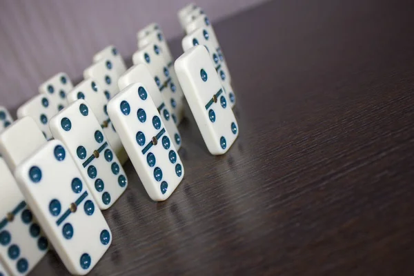 Domino på bord — Stockfoto