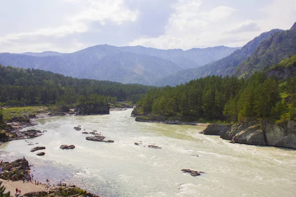 매우 아름 다운 산 강 카툰입니다. 러시아, 시베리아, 알타이 — 스톡 사진