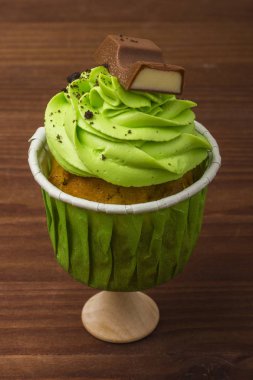 Lezzetli kek bir dilim çikolata.