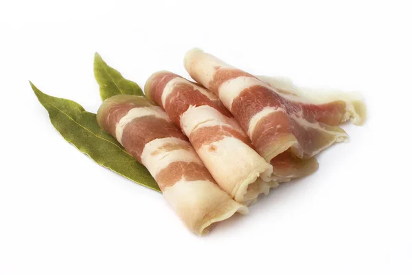 Gezouten Varkensvlees Reuzel Met Kruiden Een Witte Achtergrond Gesneden Spek — Stockfoto