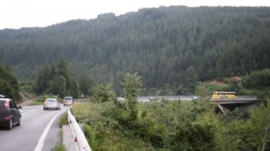 dağ yollarında trafik