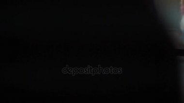 Diş hekimi el koyar geri lazer parantez yapıştırma işlemi sırasında hariç.