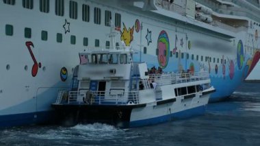 2 in 1, yüzen gezi gemisi cruise gemi, Bahamalar, 13 Aralık 2016 yanındaki.