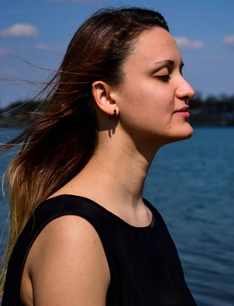 genç kadınlar tarafından su keyfi 