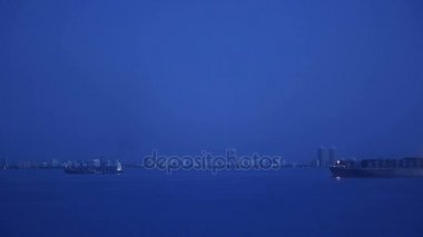 Miami, Fl, Amerika Birleşik Devletleri - 11 Eylül 2017: Kasırga Irma, güneş doğmadan önce Miami güzel panorama görünüm sonra Miami