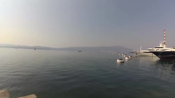 Iate Porto Montenegro Mediterrâneo Levando Porto Luxo Vila Marina Tivat — Vídeo de Stock
