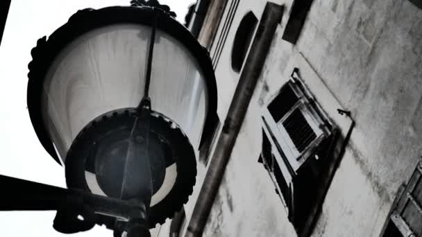 クロアチア スプリットの旧市街にある灯籠 — ストック動画