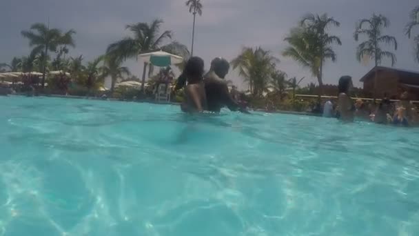 Dag Oogst Caye Zwembad Grote Stijgbeugel Cay Bes Eilanden Caribbean — Stockvideo