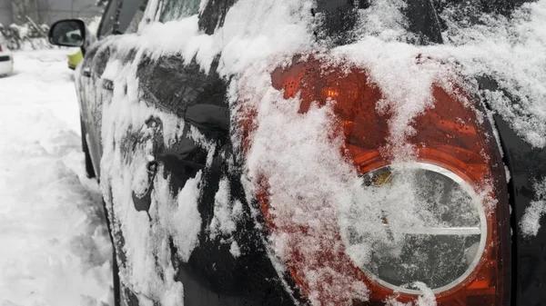 Carro Estacionamento Coberto Neve — Fotografia de Stock