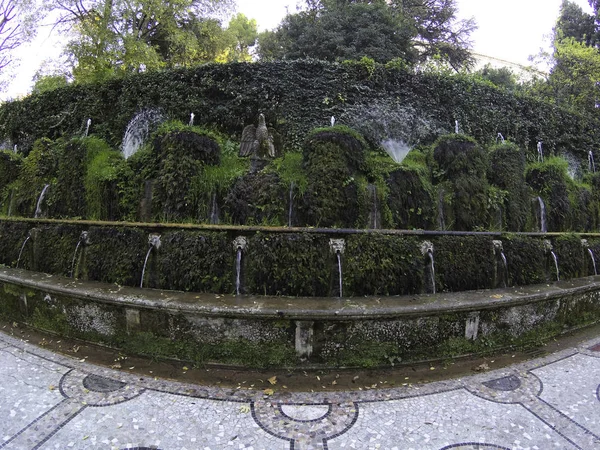 Talya Nın Tivoli Kentindeki Villa Este Nin Güzel Bahçelerindeki Hundred — Stok fotoğraf